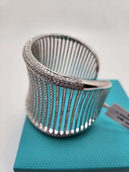 Contemporary 14k White Gold Diamond Cuff Bracelet