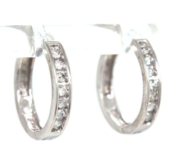 10kt White gold diamond accent hoop earrings