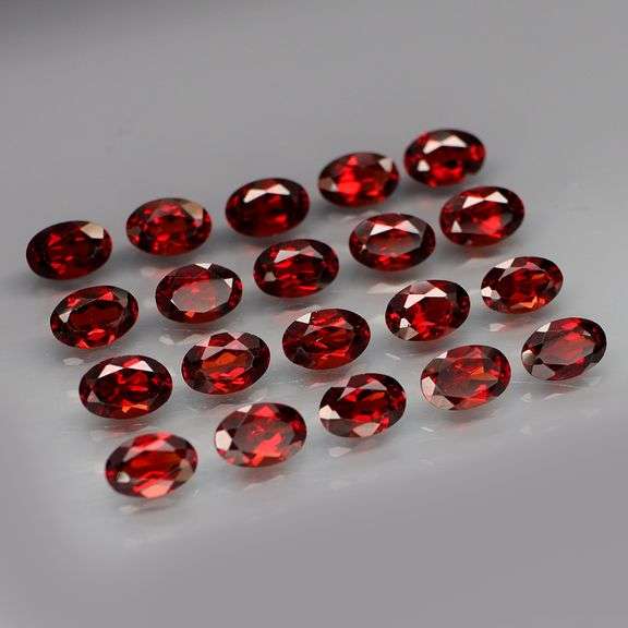 Premium 12.04ct oval cut cherry red Mozambique Garnet set!