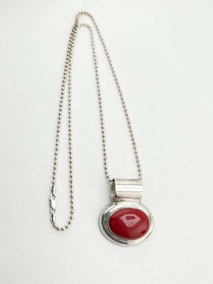 Mexican 925 Sterling Silver Large Oval Red Jasper With Silver Ball Chain