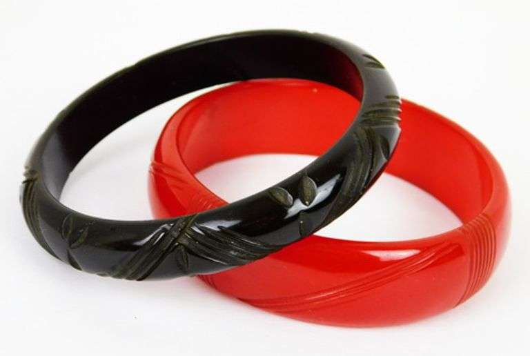 2 Vintage Carved Bakelite Bangle Bracelets