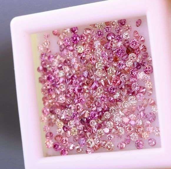 Massive! 3.23ct parcel of real pink Diamonds!