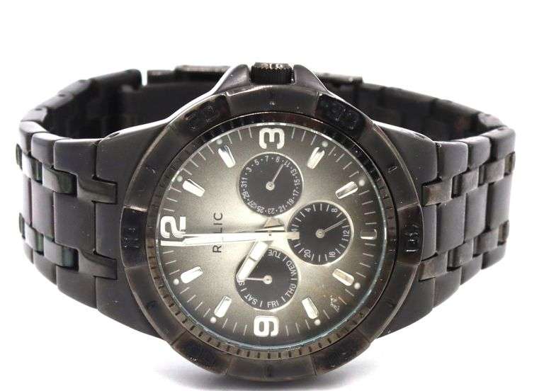 Group lot of 4 watches