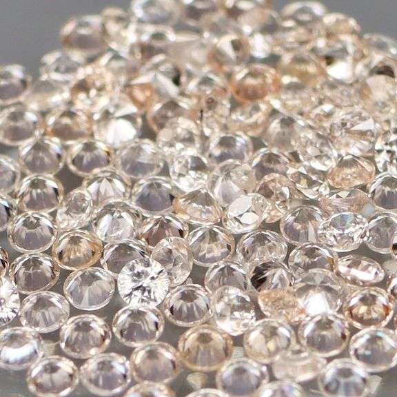 Diamond grade! Diamond white and champagne! Diamond cut! 2.70ct Zircon set!