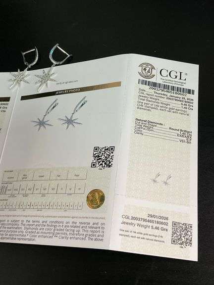 CERTIFIED BRAND NEW 14K WHITE GOLD DIAMOND DANGLE EARRINGS