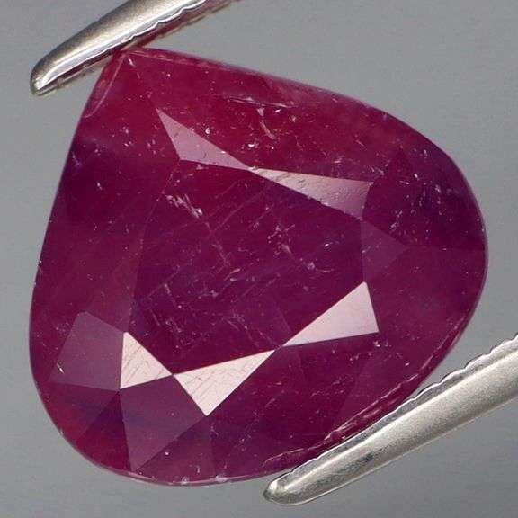 Get ready to be impressed! 5.92ct violet red UNTREATED Ruby!