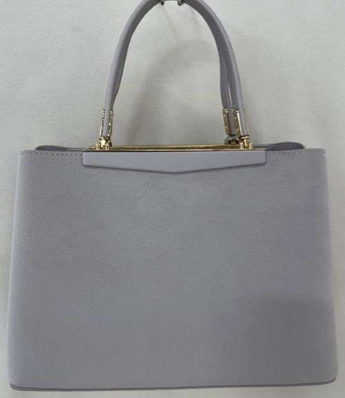 Elegant and Versatile Hand Bag by David Jones-Paris