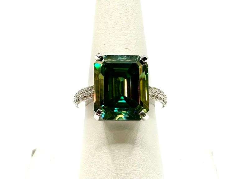 Spectacular White Gold Plate Huge 9.5 Ct VVs1 Deep Forest Green Fire Moissanite Ring