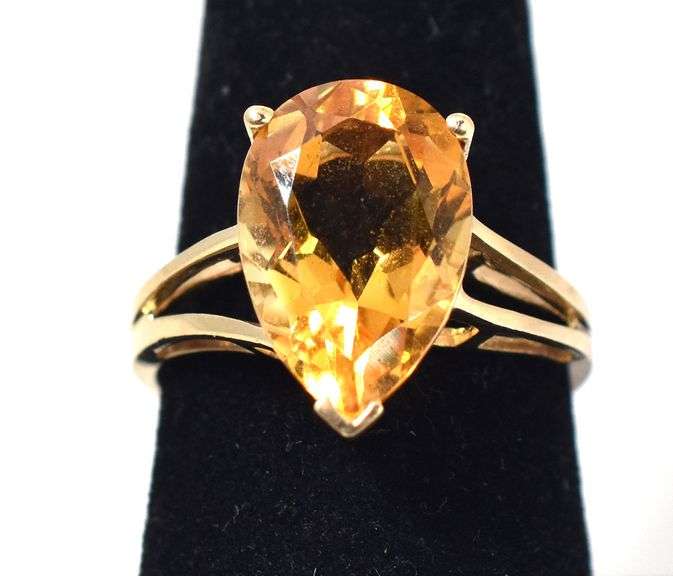 Sparkling 10K Yellow Gold Citrine Gemstone Ring