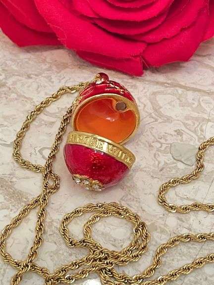 Ruby Red Imperial Egg-Inspired Pendant & Bracelet Set – Handcrafted with 114 Austrian Crystals