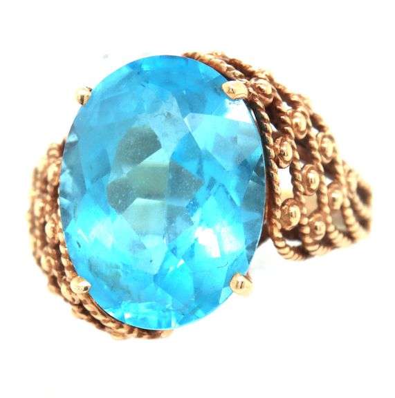 Pretty 10K YG Ring with a Bold Blue Topaz