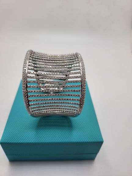 Contemporary 14k White Gold Diamond Cuff Bracelet