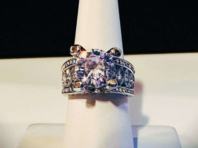 Sparkling White Gold Plate 4.5 Ct Simulated Diamond Ring