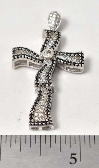 Cz and Black Spinel Gemstone Cross pendant in Sterling Silver