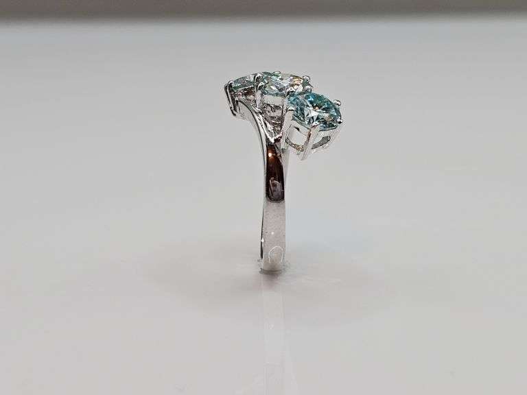 Dazzling 3 Stone 4.75 Ct White Ice Blue Fire Moissanite Ring