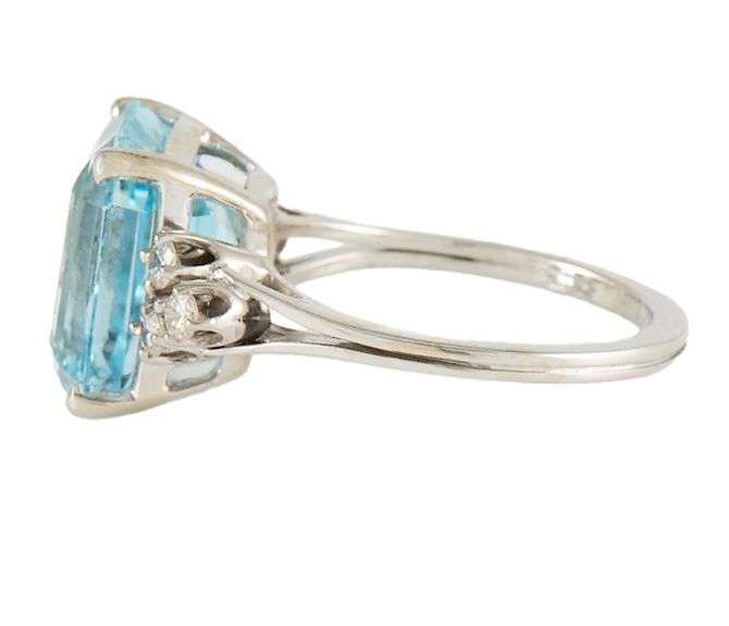 7.94ct Cushion Aquamarine and 0.50ctw Diamond Statement Ring in 18K