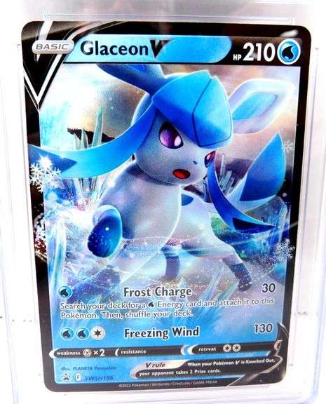 Pokémon 2021 Glaceon V Japanese Card, 8.5 NM/Mint+