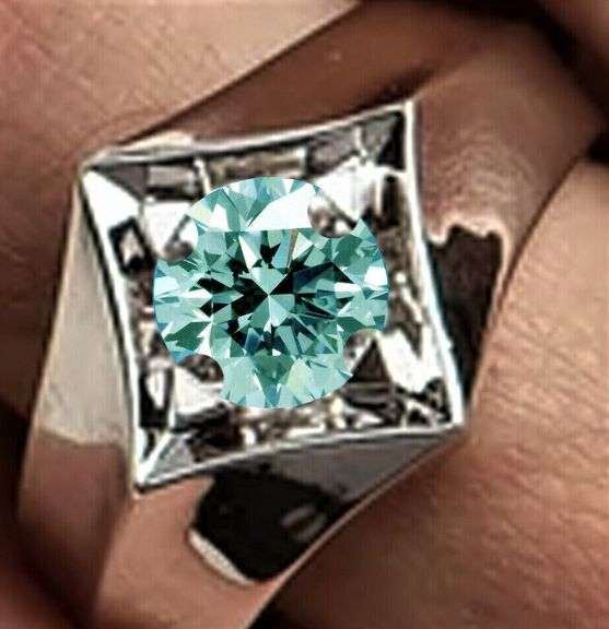Men's Sparkling 2.25 Ct Mint Green Fire Moissanite Ring