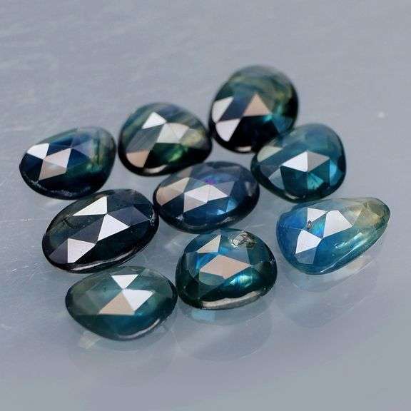 Heated only! 5.21 carats of rose cut blue and green Sapphires!