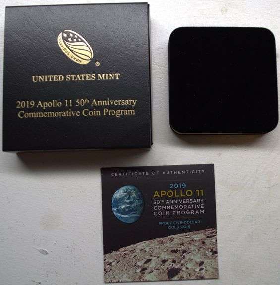 2019 Apollo 11 50th Anniversary Commemorative Gold Coin with Original box and COA