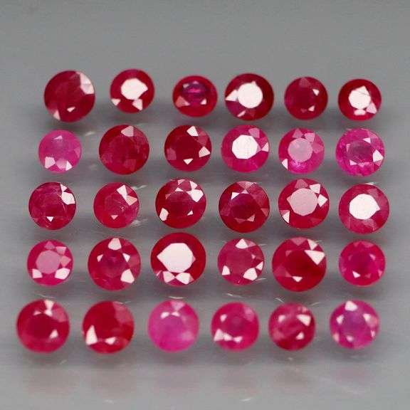 Amazing 4.88ct set of 30 Burmese Rubies! Heated only!