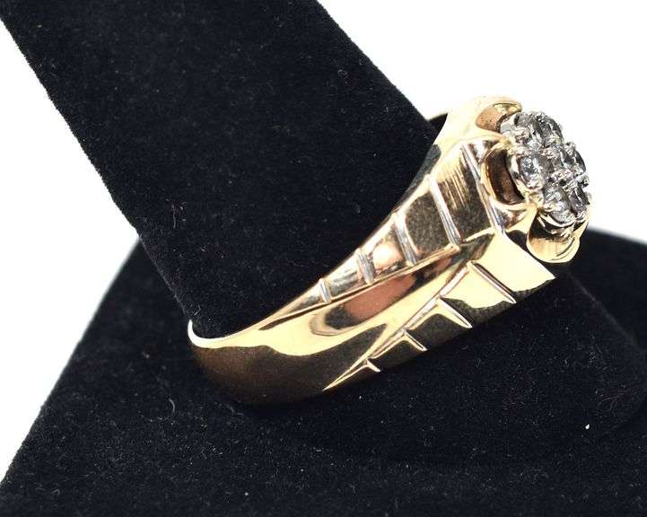 Stunning 14K Yellow Gold Diamond Men's Ring