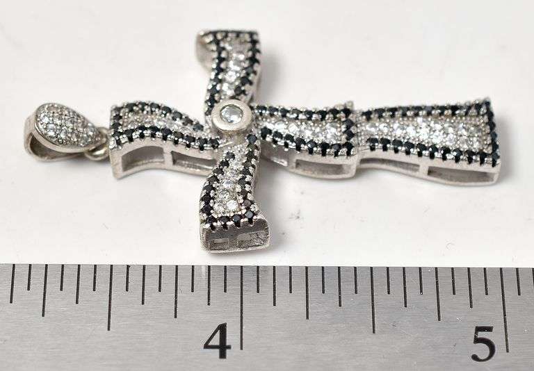 Cz and Black Spinel Gemstone Cross pendant in Sterling Silver
