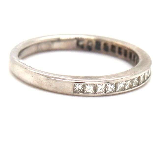 18kt White gold 0.50ctw channel set princess cut diamond band