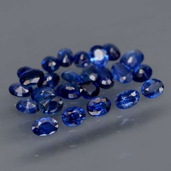 Premium cobalt blue 3.85ct REAL Ceylon Sapphire set! Heated only!