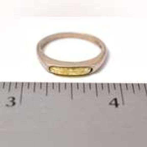 Mother of Pearl Gemstone Ring in Sterling Silver.