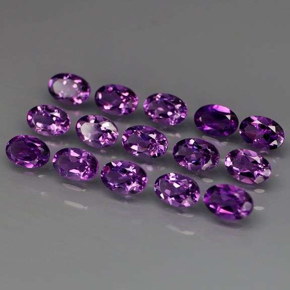 Top grade! 6.20ct oval cut Bolivian Amethyst set