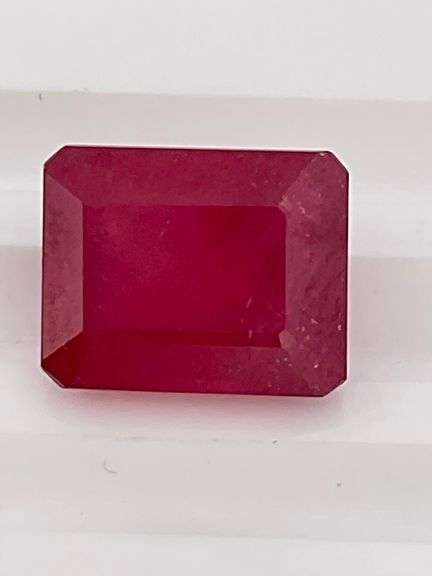 CERTIFIED 5.59 CARATS RED RUBY