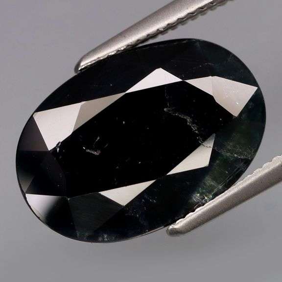 Simply incredible! 5.95ct blueblack Sapphire -Heated only!