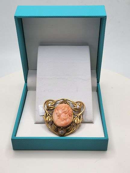 Art  Nouveau Coral Brooch with Elegant 14k Gold Weaved Leaves studded with Diamonds