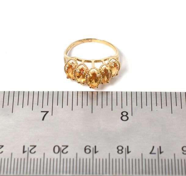 Beautiful 10k Yellow Gold Citrine Gemstone Ring