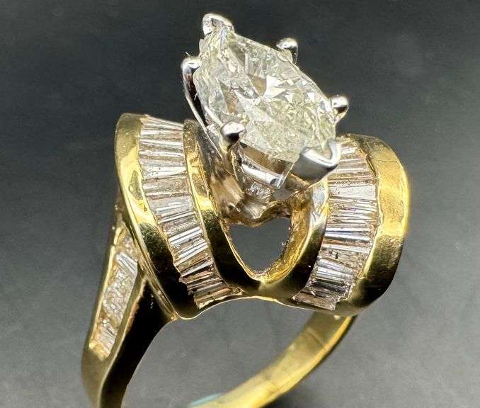 14K Yellow Gold Marquise Cut Diamond Ring of 3.85