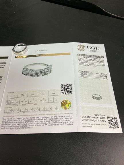 CERTIFIED BRAND NEW DIAMOND RING / BAND