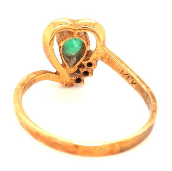 Sweet 14K Rose Gold Pear Shaped Emerald Ring