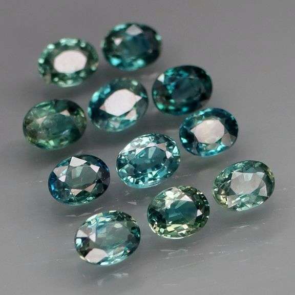 Sparkling! Matched 2.45ct blue green Sapphire set! Heated only!