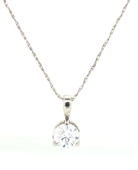 14kt White gold lab grown diamond pendant on chian