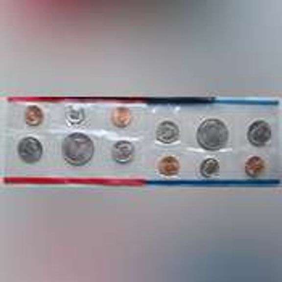 1984 1996 1998-2001 US Mint Sets.