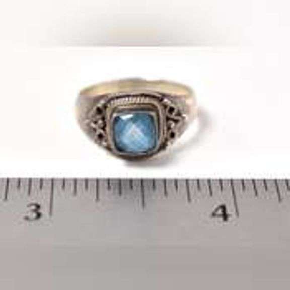 Blue Topaz Gemstone Ring in Sterling Silver.