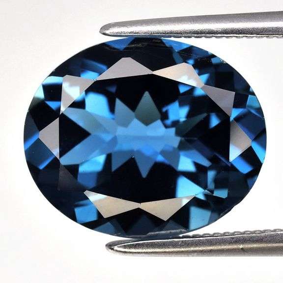 Top London blue! VS grade 4.72ct Brazilian Topaz!