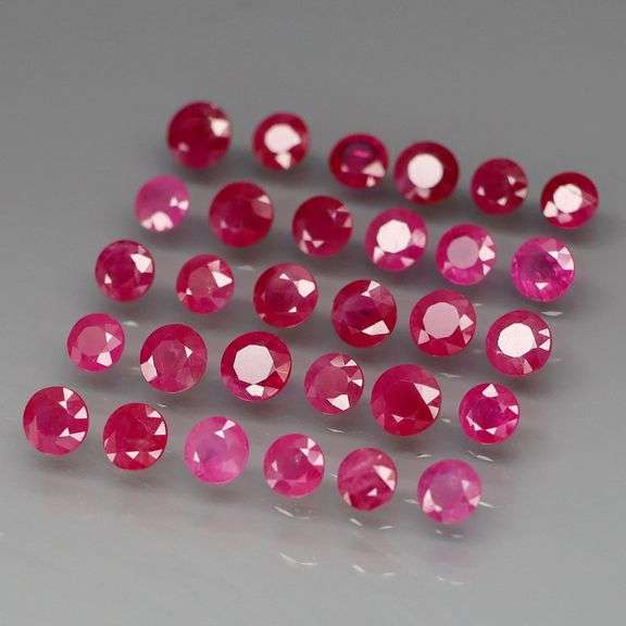 Amazing 5.50ct set of 30 Burmese Rubies! Heated only!