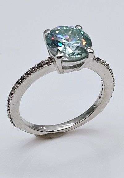 Gorgeous 1.85 Ct Color Change Lab Created Alexandrite Ring