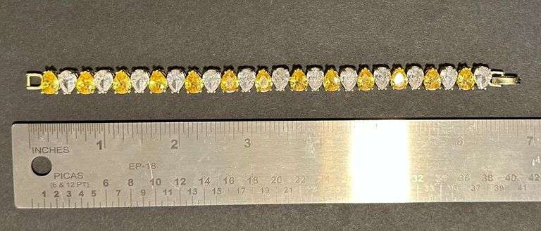 18 Kt Yellow Gold Plated Huge 32.5 Ctw Simulated Yellow Sapphire Tennis Bracelet