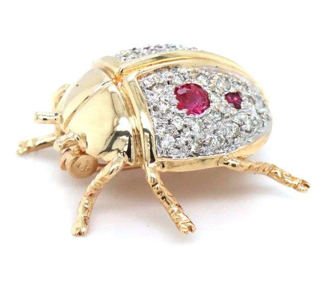 14kt Yellow gold 0.45ctw ruby and diamond lady bug pin