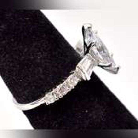 CZ Gemstone Ring in Sterling Silver.