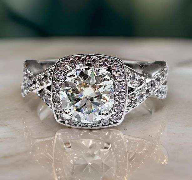 Sparkling 14 Kt White Gold Plate 4.5 Ct Lab Simulated Diamond Ring