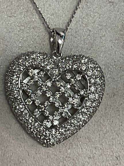 CERTIFIED 14K WHITE GOLD AND DIAMOND HEART PENDANT